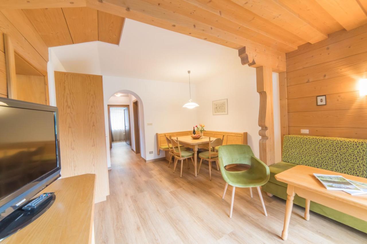 Pension Apartments Pardell Castelbello Extérieur photo
